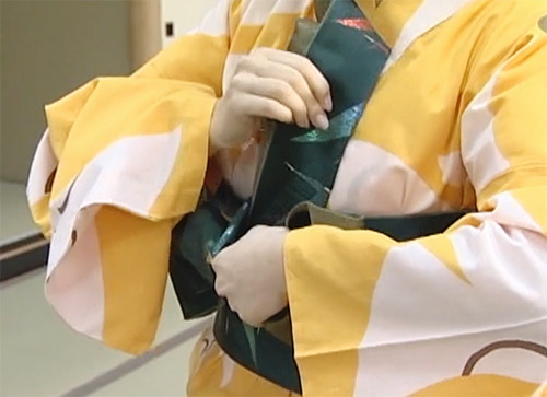 ゆかたを着るの説明画像12